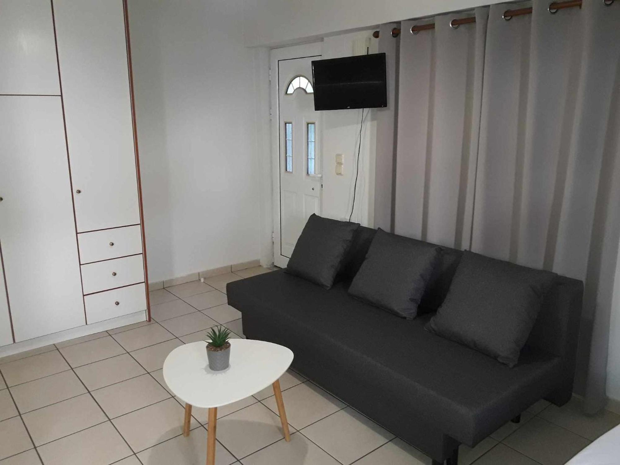 Simple, Calm And Center 2 Apartment Kalamata Ngoại thất bức ảnh